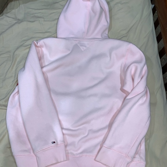 tommy sweatshirt - Picture 2 of 2